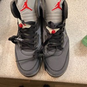 Jordan off white 5s